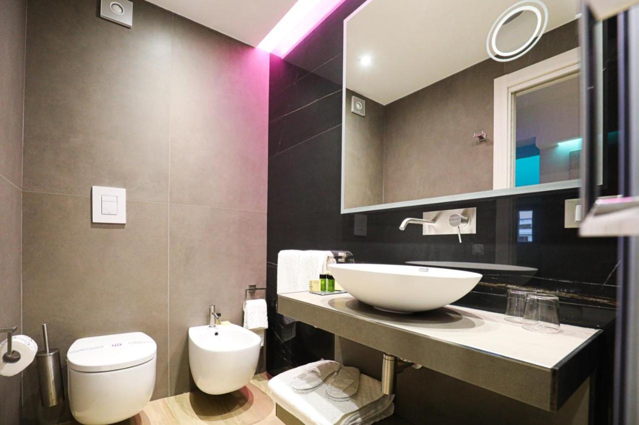 Municipio Luxury Suite Napoli Exterior foto