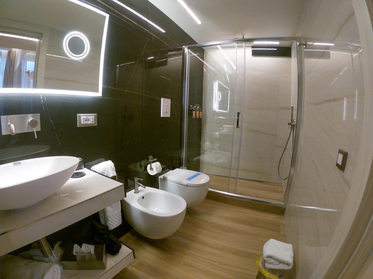 Municipio Luxury Suite Napoli Exterior foto